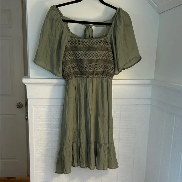 Altar’d State Olive Green Smocked Boho Dress NWT size Small - Picture 2 of 8